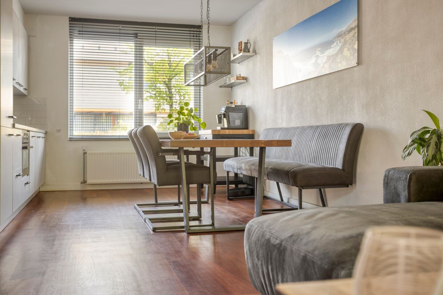 Tussenwoning te koop: J.W. Pienemanstraat 37, Deventer