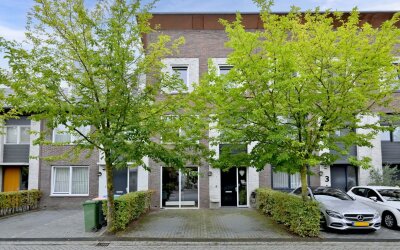 J.W. Pienemanstraat 5