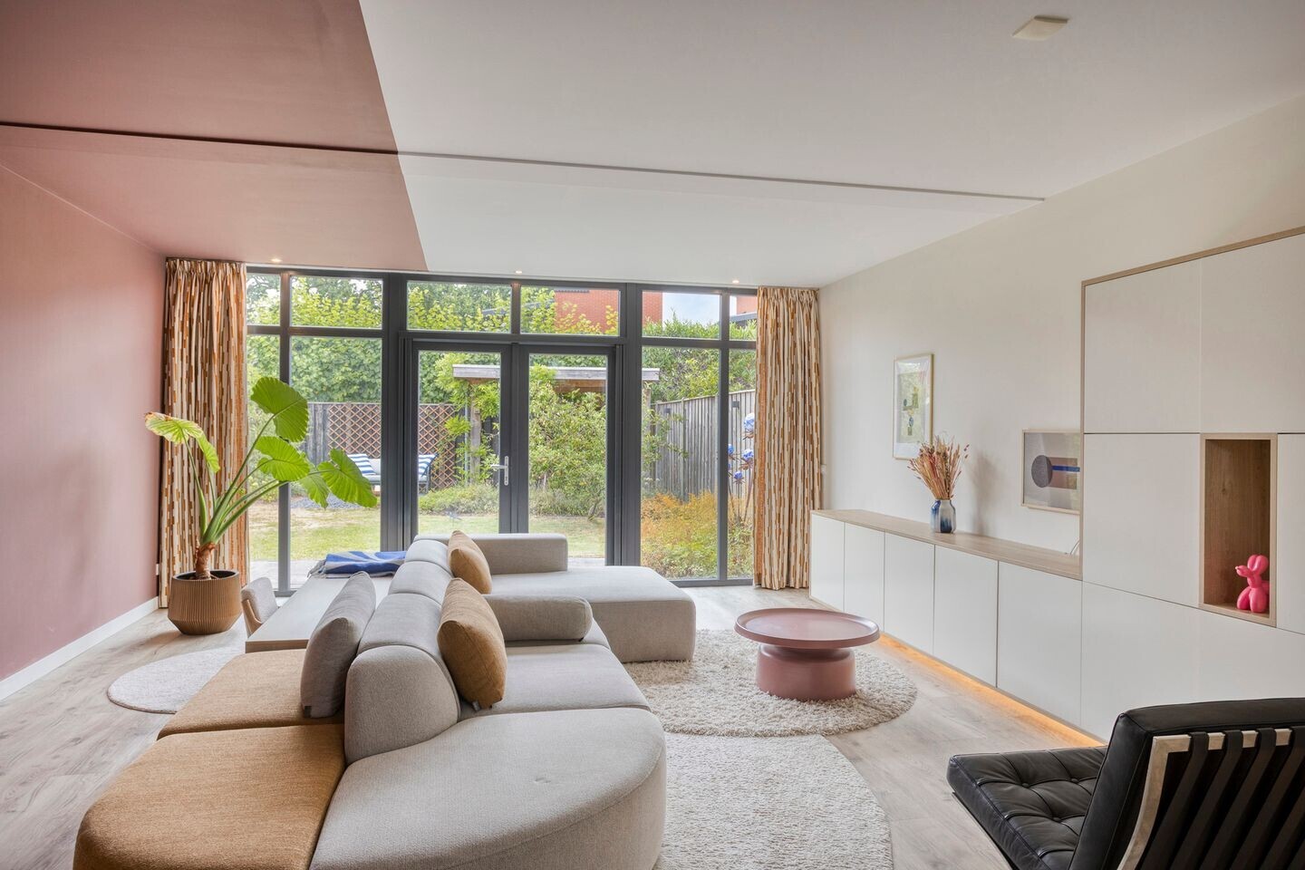 Hoekwoning te koop: Vincent van Goghstraat 66A, Deventer