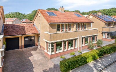 Huis te koop Leonard Springerlaan 29