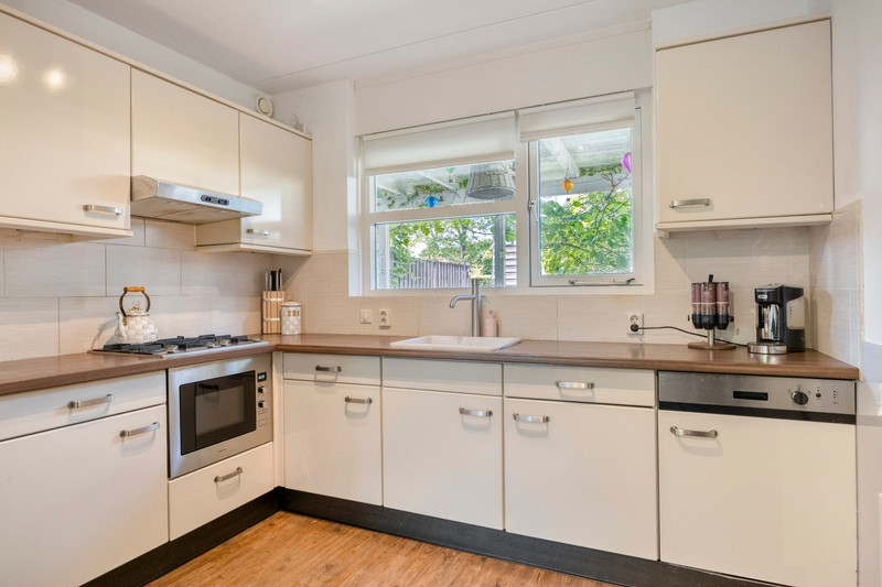 Tussenwoning te koop: Van Ravesteynpad 65, Deventer