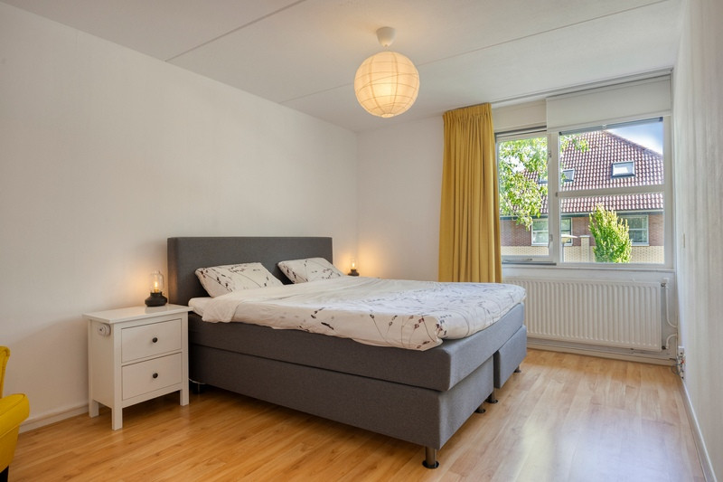 Tussenwoning te koop: Van Ravesteynpad 65, Deventer