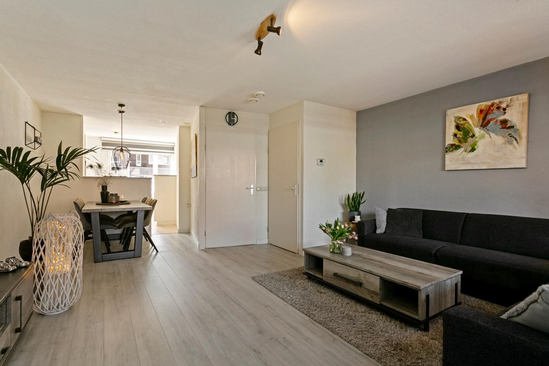 Tussenwoning te koop: Jan Rijkenstraat 23, Deventer