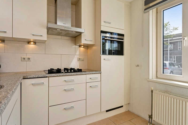 Tussenwoning te koop: Jan Rijkenstraat 23, Deventer