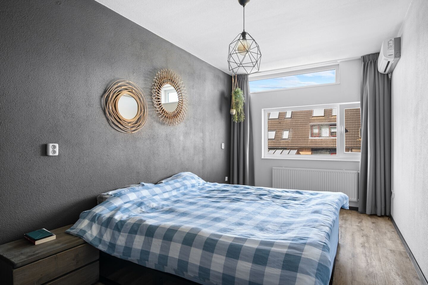 Tussenwoning te koop: Jan Rijkenstraat 14, Deventer