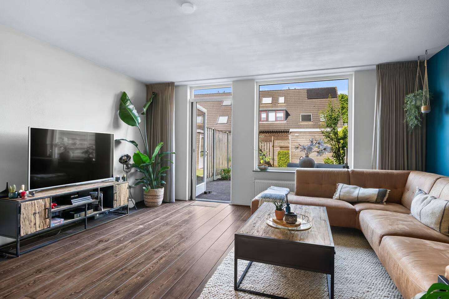 Tussenwoning te koop: Jan Rijkenstraat 14, Deventer