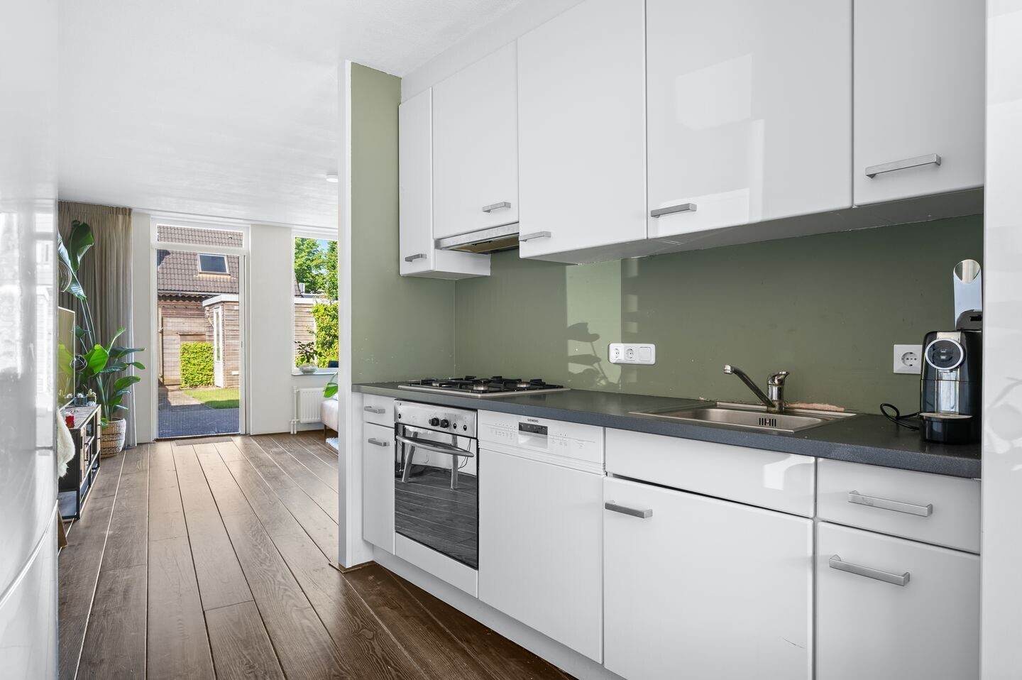 Tussenwoning te koop: Jan Rijkenstraat 14, Deventer