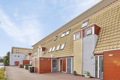 Bé van den. 18