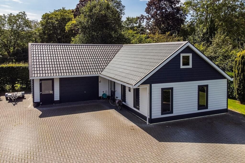 Vrijstaande woning te koop: van Doetinchemlaan 2, Diepenveen