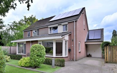 Kampweg 21