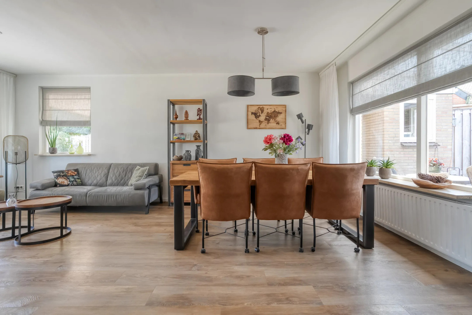 Twee-onder-één-kap te koop: Lochtersweg 16, Nijverdal
