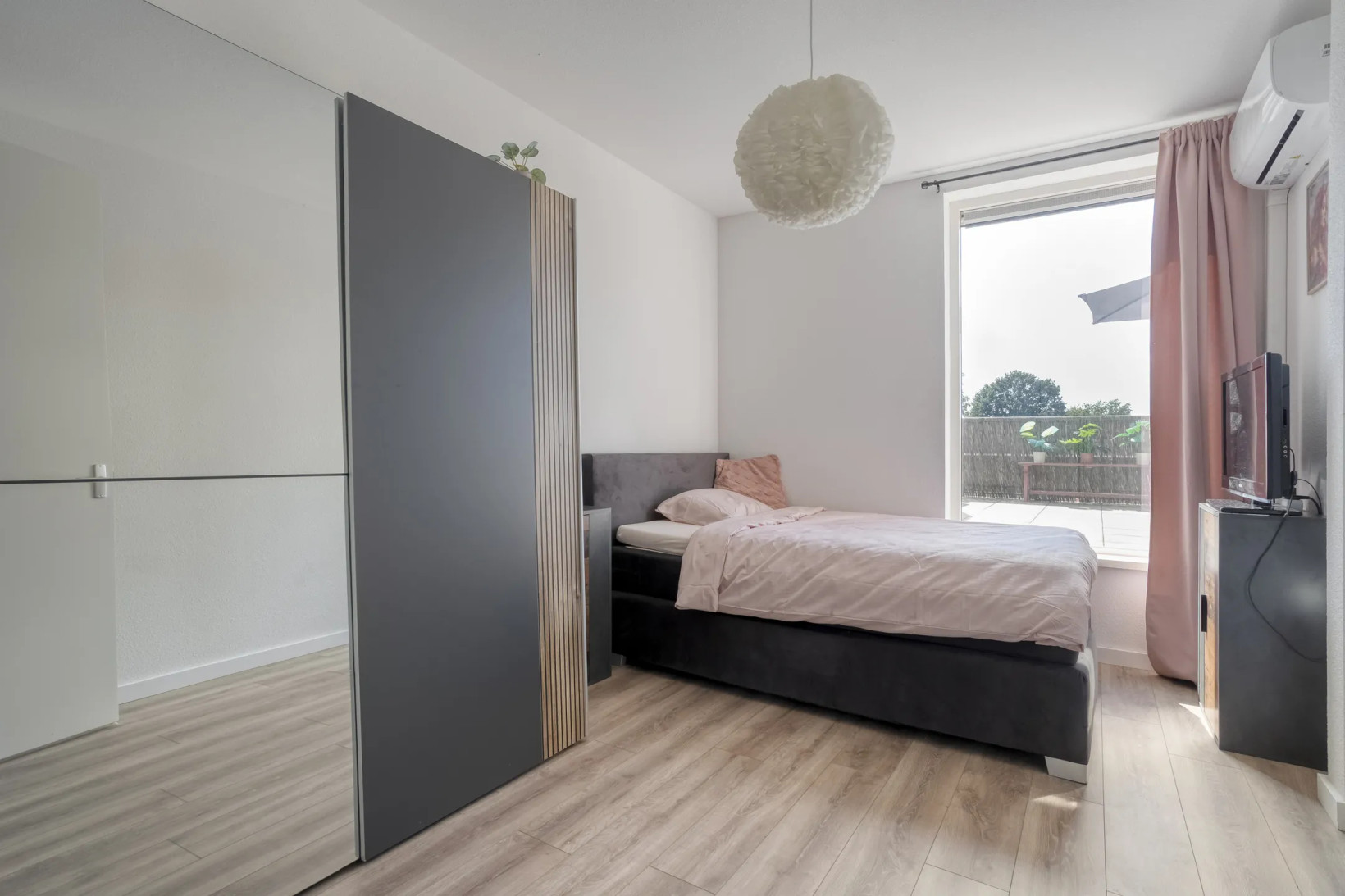 Studio te koop: van Alphenstraat 71, Nijverdal