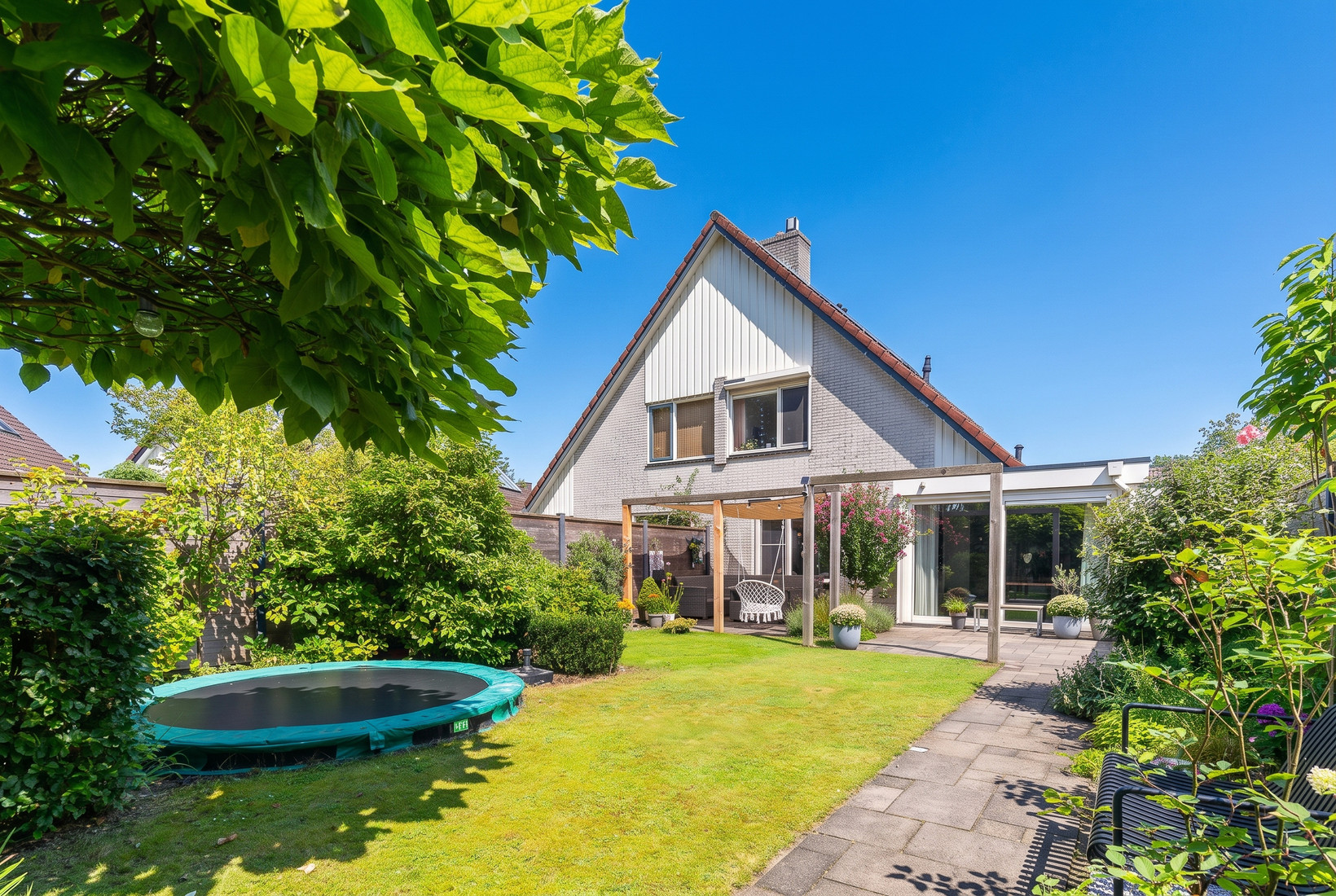 Tussenwoning te koop: Akkerwinde 16, Nijverdal