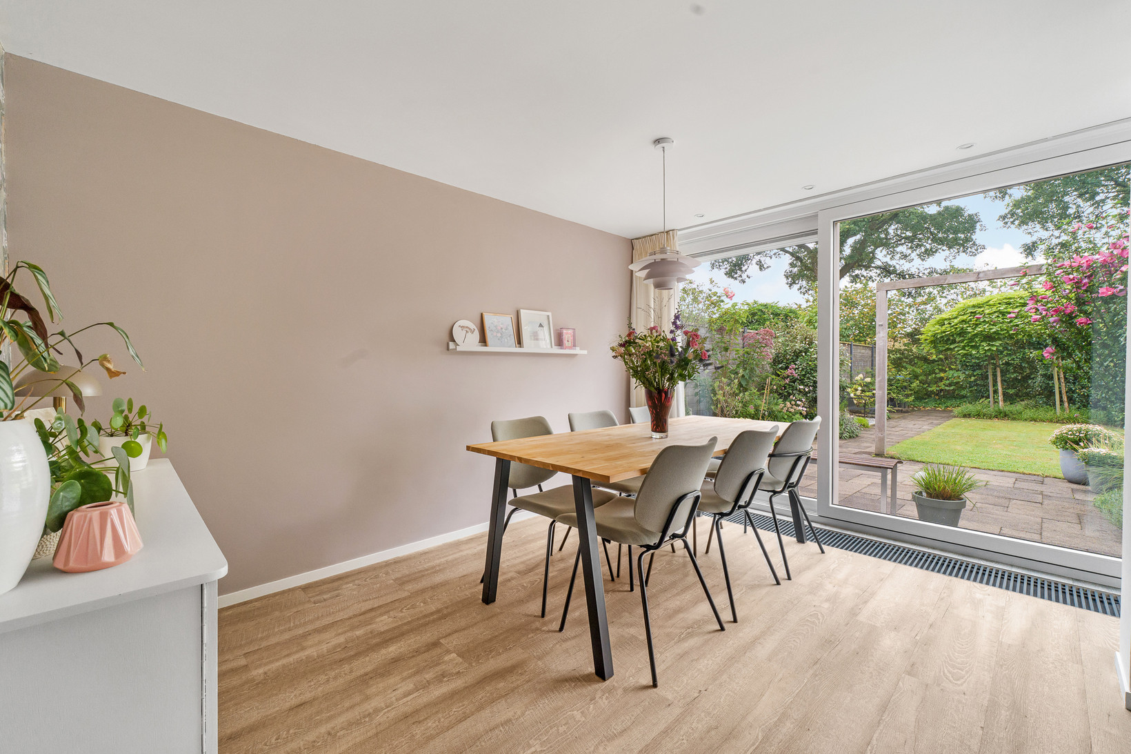 Tussenwoning te koop: Akkerwinde 16, Nijverdal