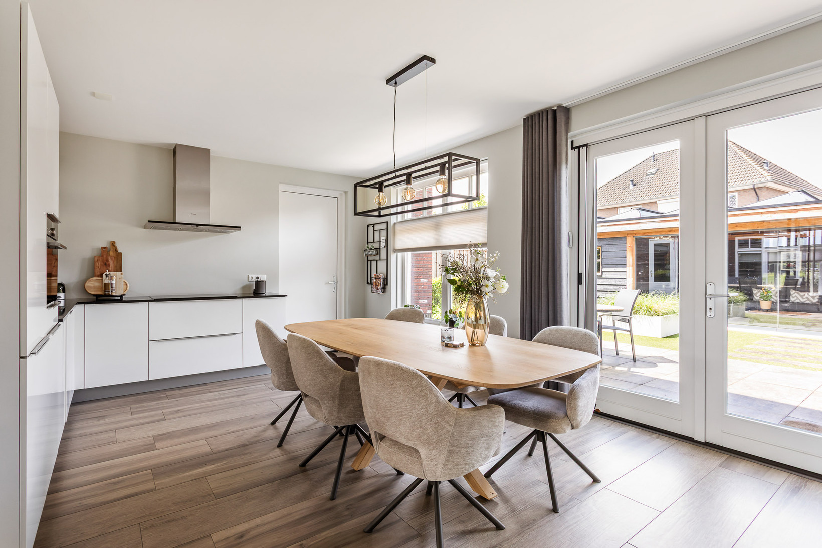 Twee-onder-één-kap te koop: Lupinelaan 61, Nijverdal