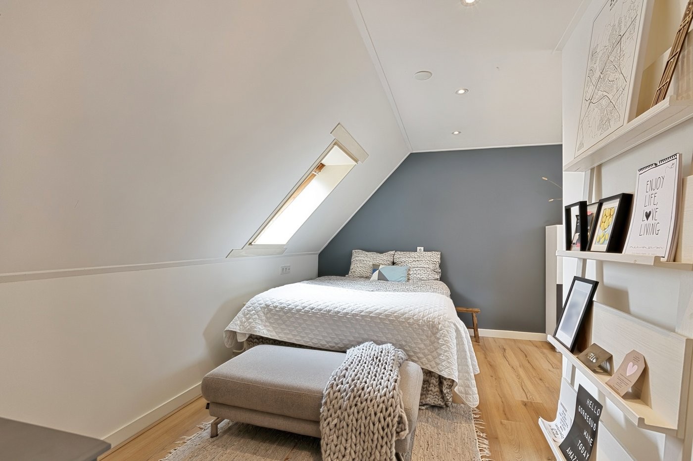 Vrijstaande woning te koop: Hoornbloem 10, Nijverdal