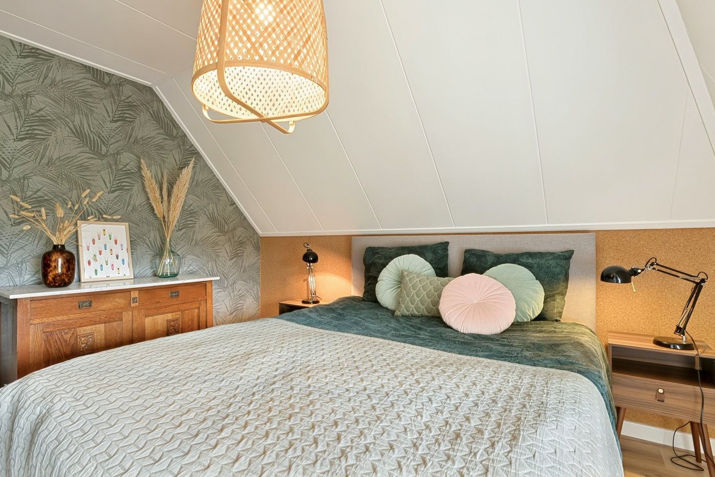 Vrijstaande woning te koop: Hoornbloem 10, Nijverdal