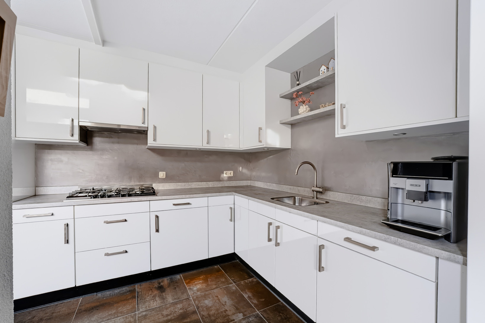 Tussenwoning te koop: Steenanjer 7, Nijverdal