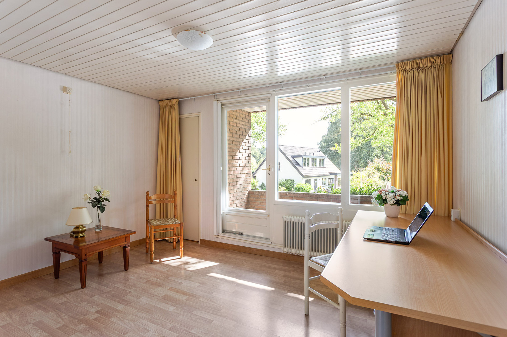 Twee-onder-één-kap te koop: van Corbachstraat 10, Hellendoorn