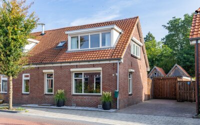 Burgemeester van der Borchstraat 13
