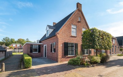 Spuitstraat 28