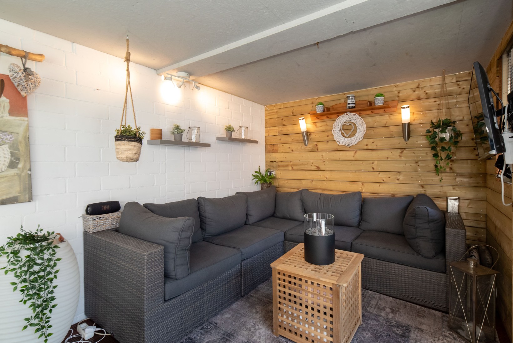 Hoekwoning te koop: Nassaustraat 9, Rijssen