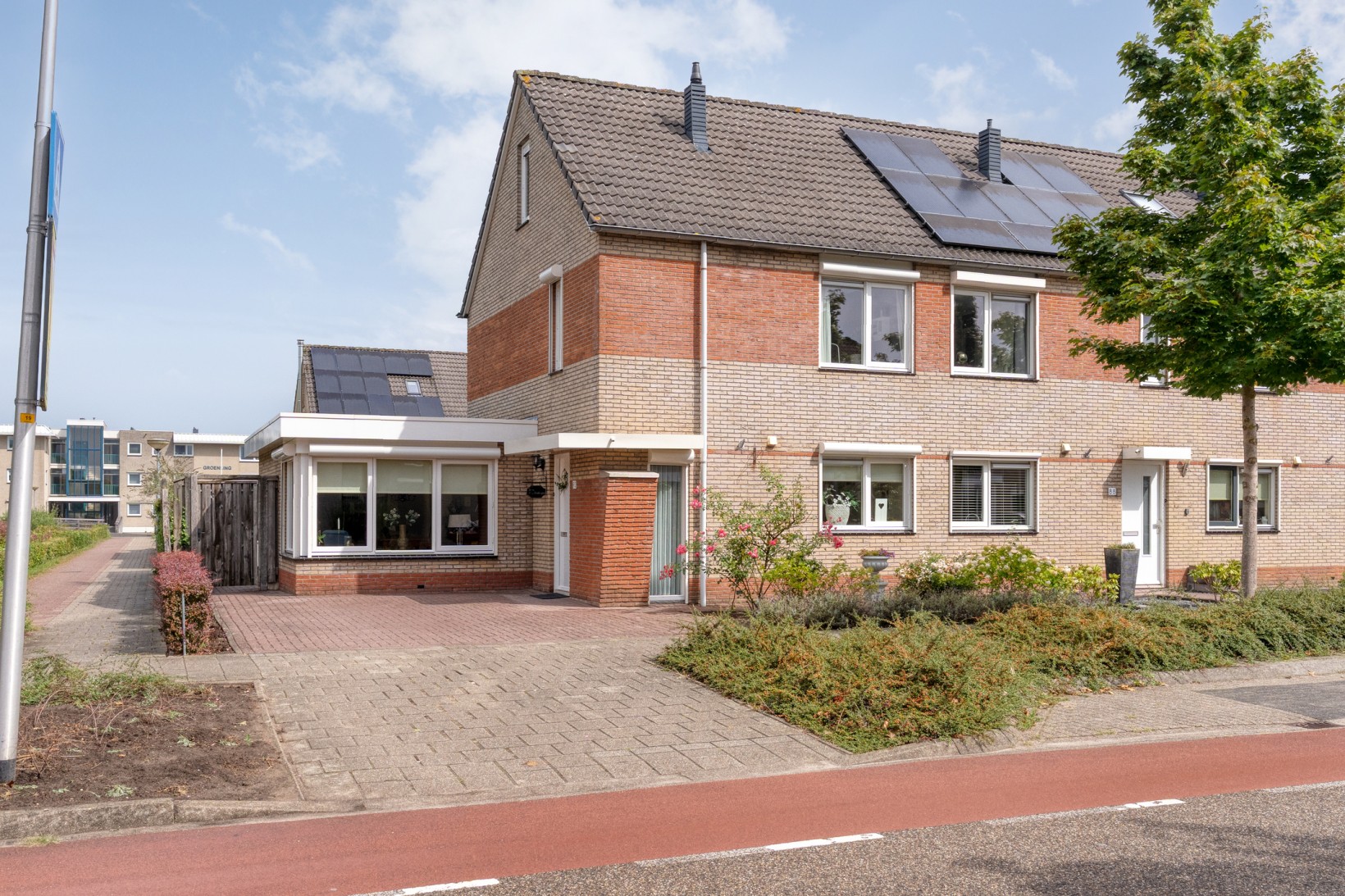 Hoekwoning te koop: De Stroekeld 90, Rijssen