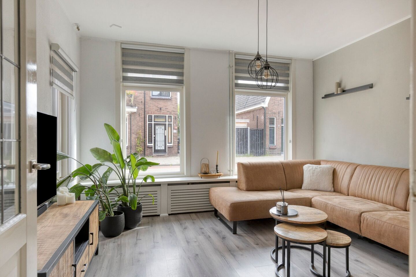 Twee-onder-één-kap te koop: Kerkstraat 115, Goor