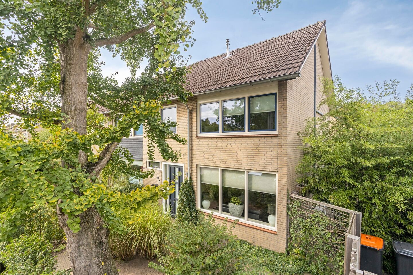 Hoekwoning te koop: Karel Doormanstraat 73, Haaksbergen