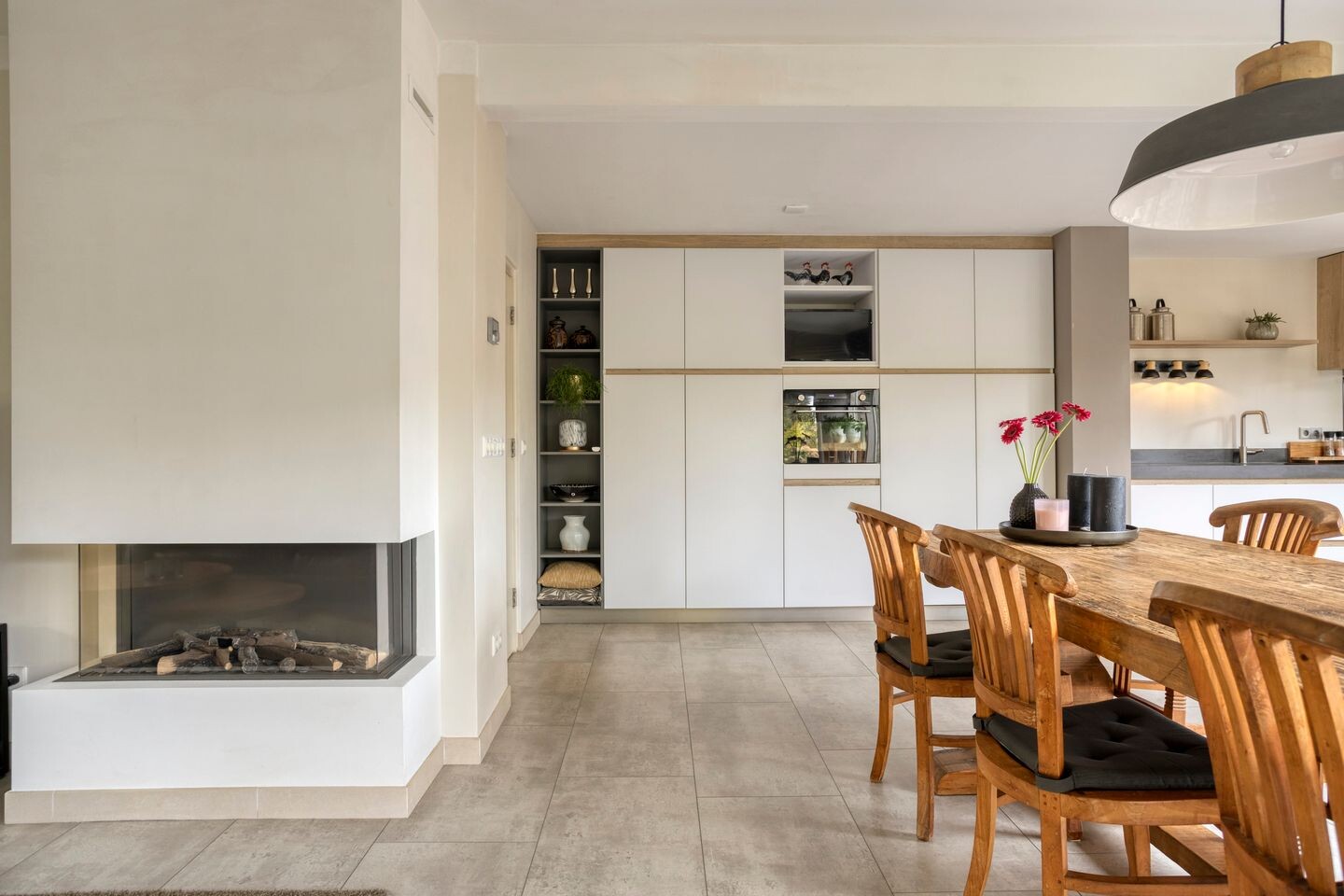 Hoekwoning te koop: Karel Doormanstraat 73, Haaksbergen