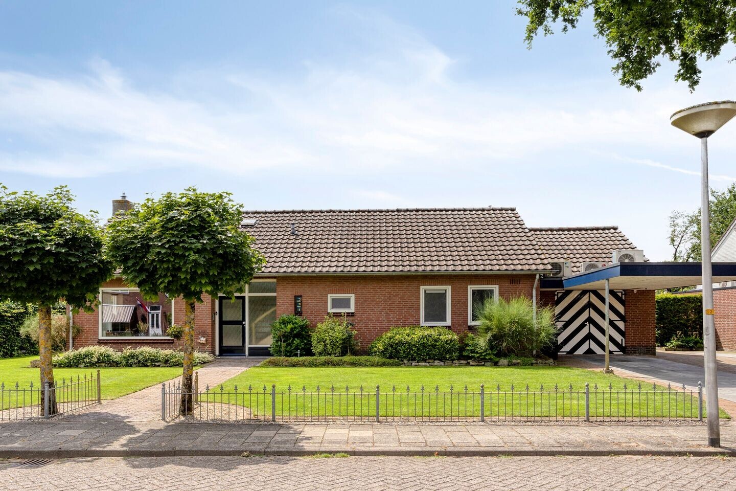 Vrijstaande woning te koop: Holthuizerstraat 1, Haaksbergen