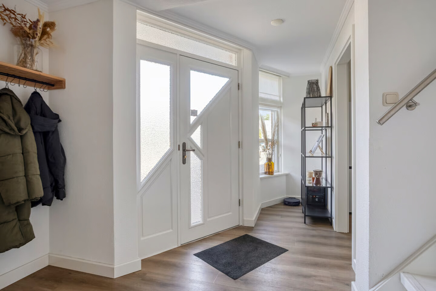 Hoekwoning te koop: Korenbloem 8, Haaksbergen