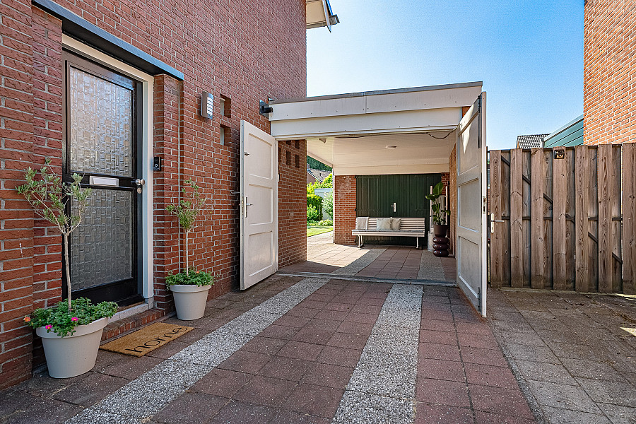 Vrijstaande woning te koop: De Peppelaar 44, Delden