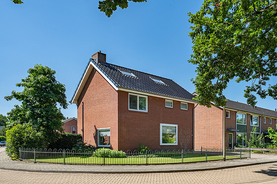 Vrijstaande woning te koop: De Peppelaar 44, Delden