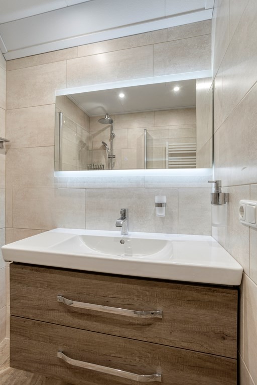 Appartement te koop: Veenstraat 238, Enschede