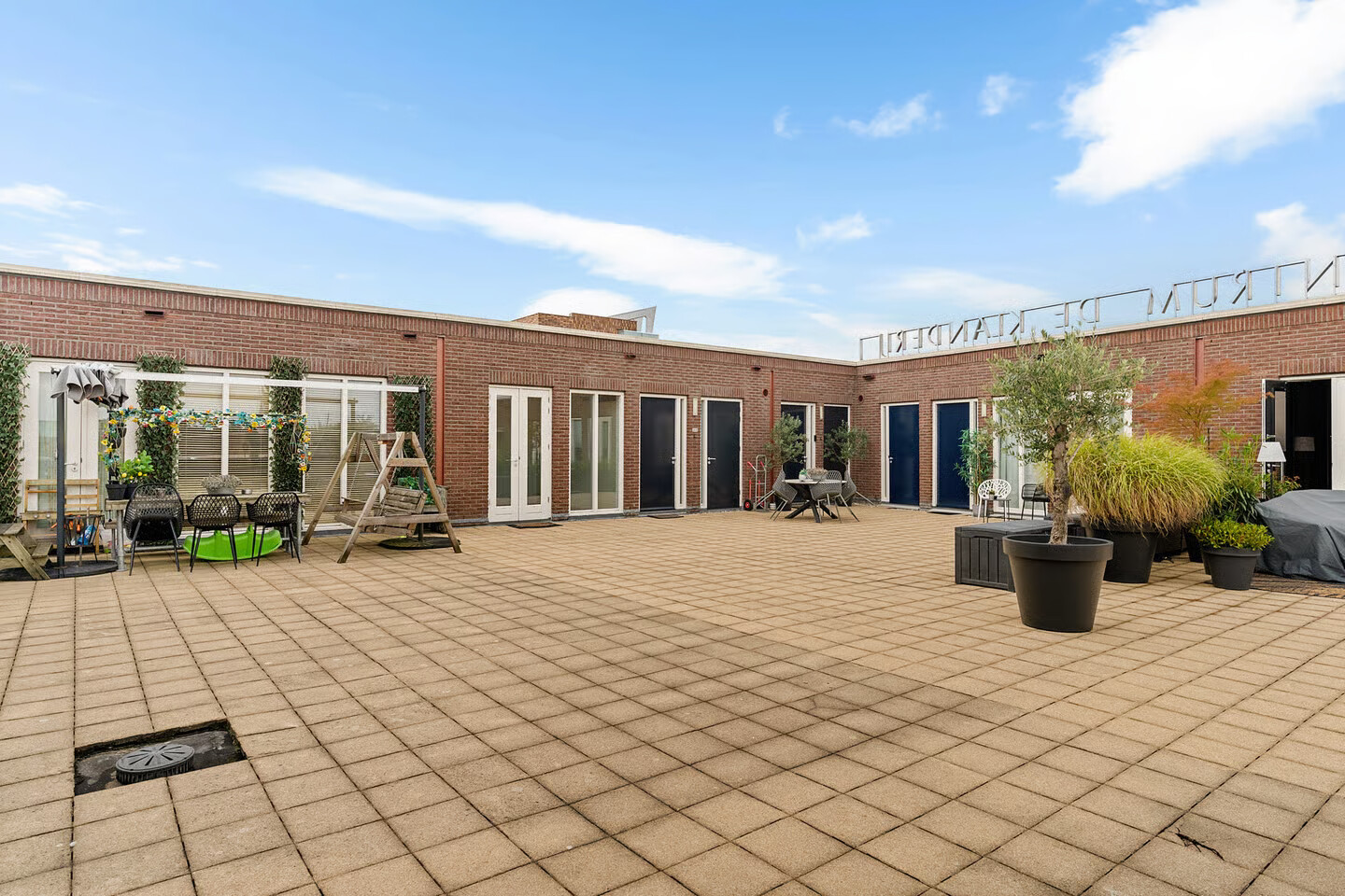 Appartement te koop: H.J. van Heekplein 58-24, Enschede