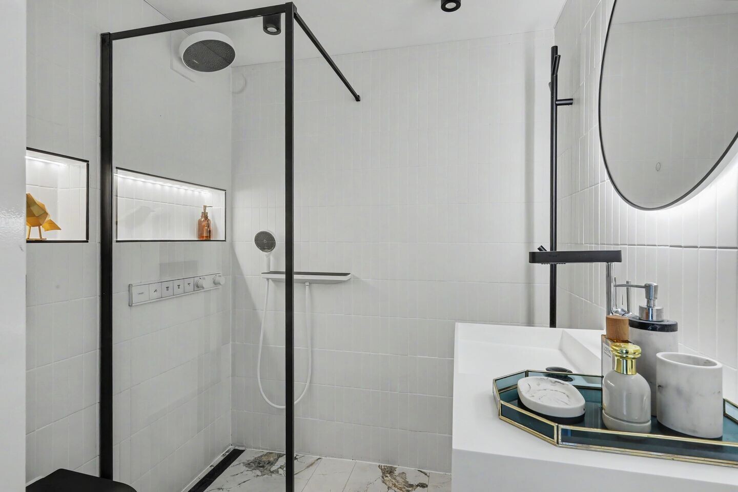Tussenwoning te koop: Reudinkstraat 30, Enschede