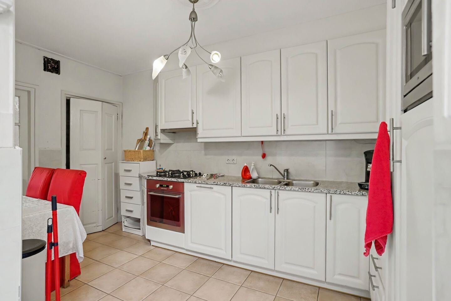 Tussenwoning te koop: Perikweg 67, Enschede