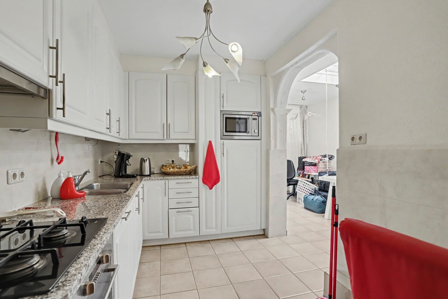 Tussenwoning te koop: Perikweg 67, Enschede