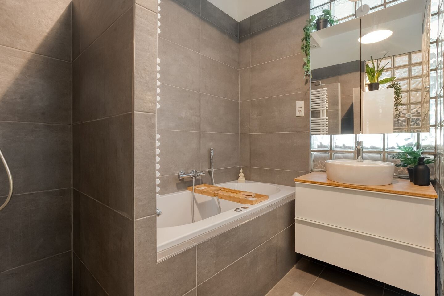 Studio te koop: Soendastraat 25, Enschede