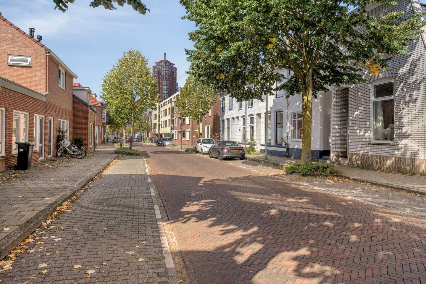 Twee-onder-één-kap te koop: Brinkstraat 157, Enschede