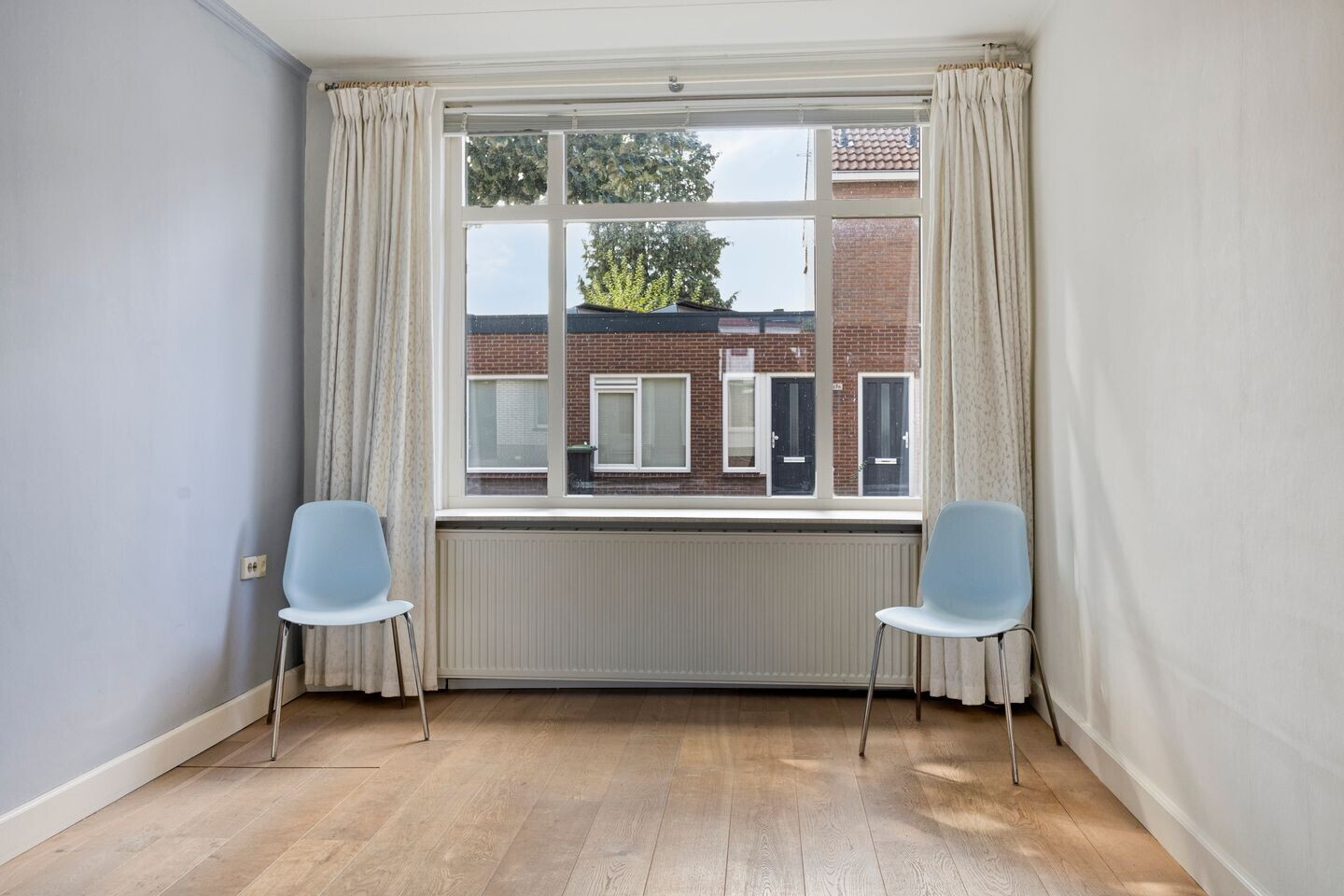 Twee-onder-één-kap te koop: Brinkstraat 157, Enschede