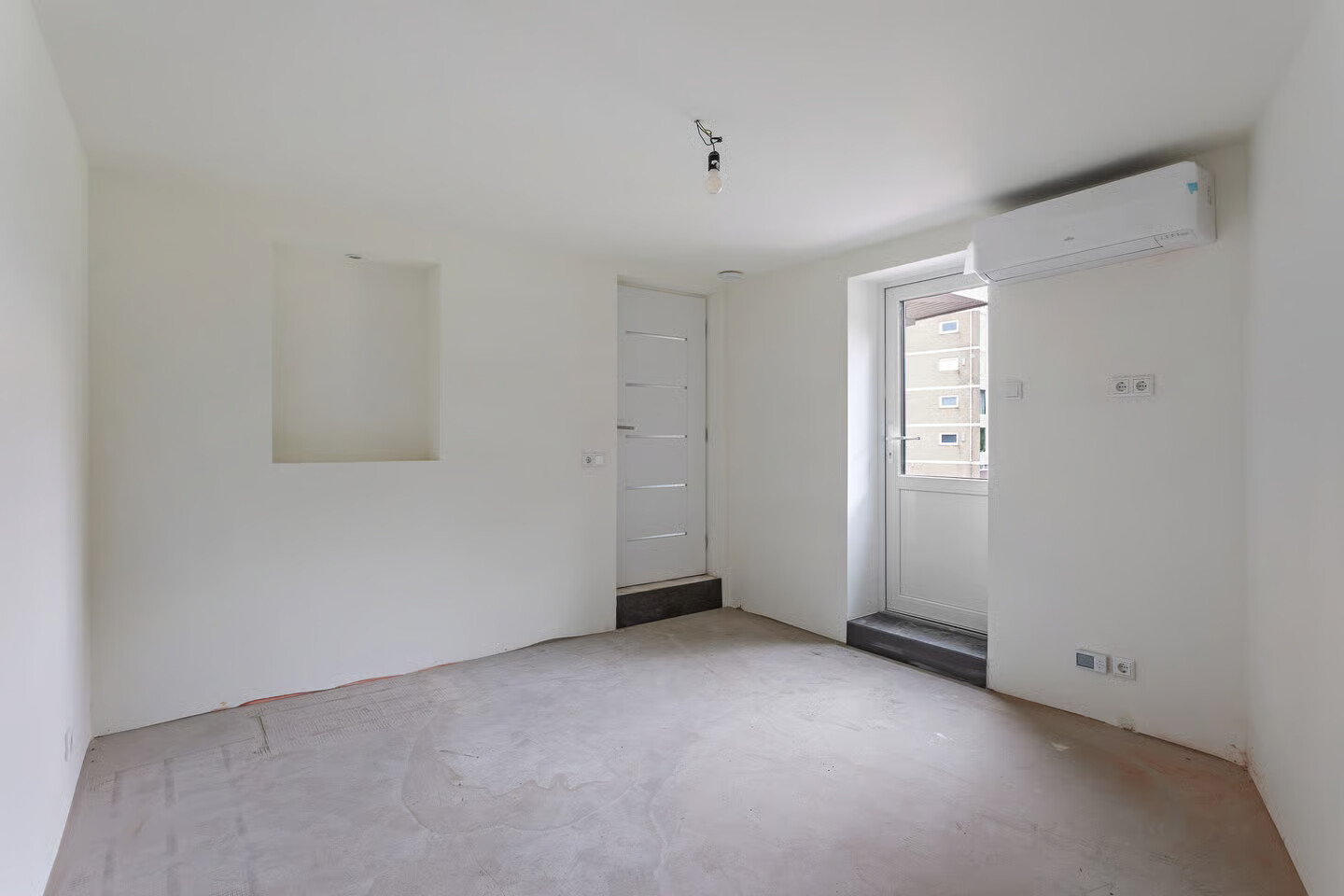 Studio te koop: Batjanstraat 1-2, Enschede