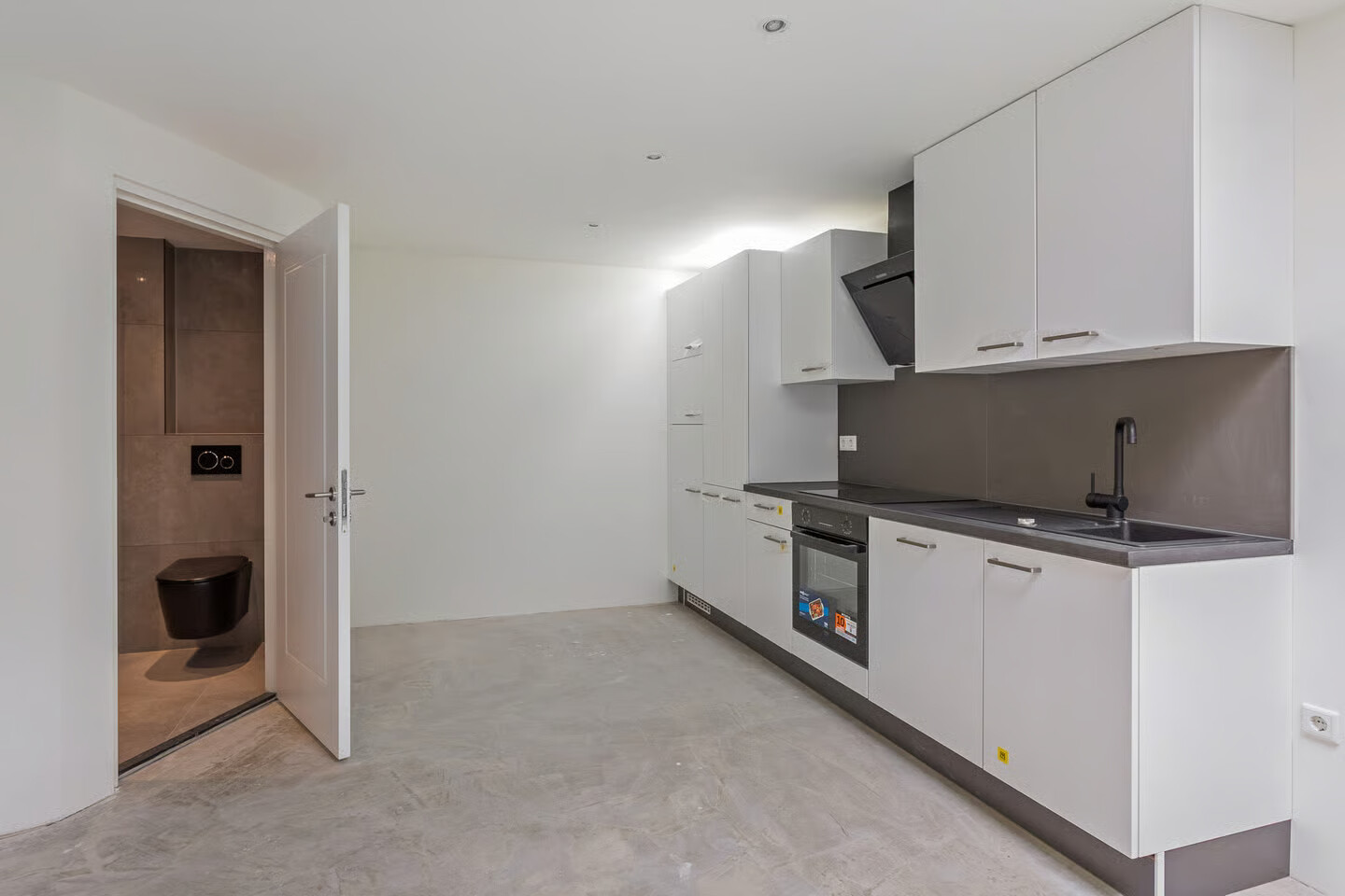 Appartement te koop: Batjanstraat 1-3, Enschede