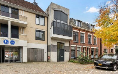 Emmastraat 23