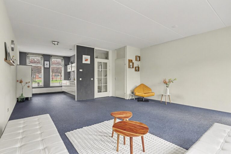 Tussenwoning te koop: Nassaustraat 29, Enschede