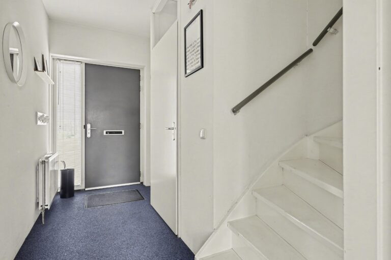 Tussenwoning te koop: Nassaustraat 29, Enschede