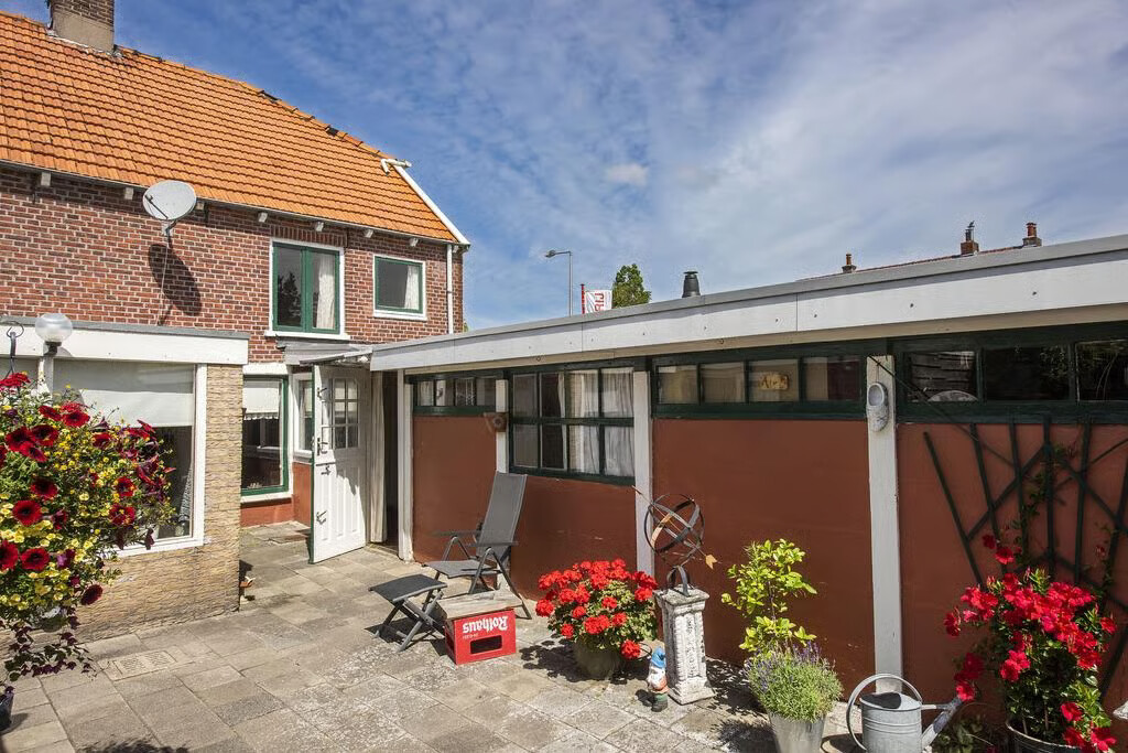 Hoekwoning te koop: Broekheurnerweg 85, Enschede