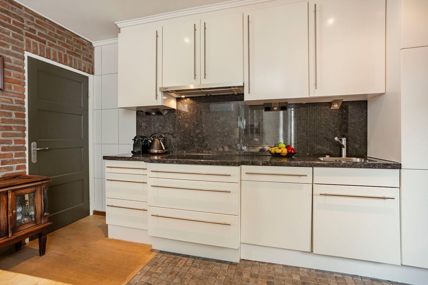 Hoekwoning te koop: johannes ter horststraat 19, Enschede
