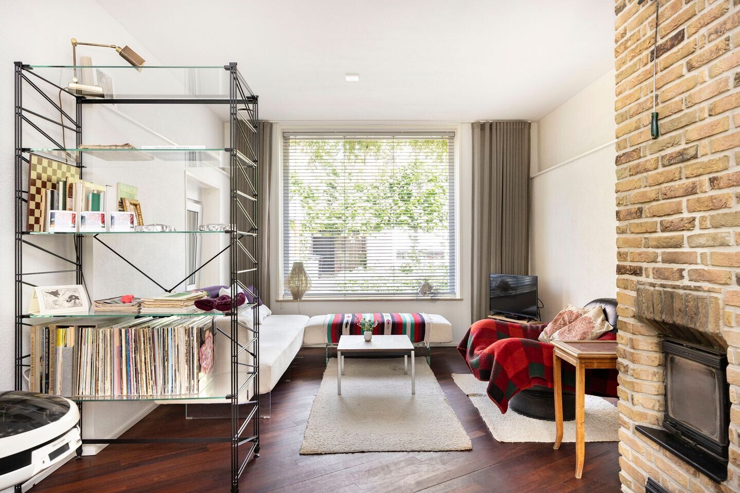 Twee-onder-één-kap te koop: J.H. Boschstraat 19, Enschede